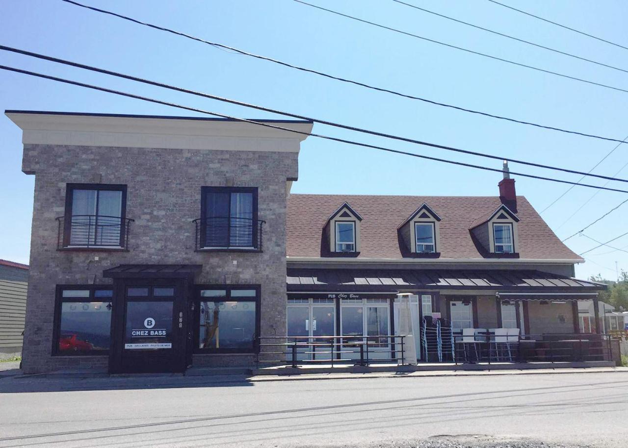 Le Littoral Bistro Gourmand Et Auberge Hotel Sainte Anne des Monts Exterior photo